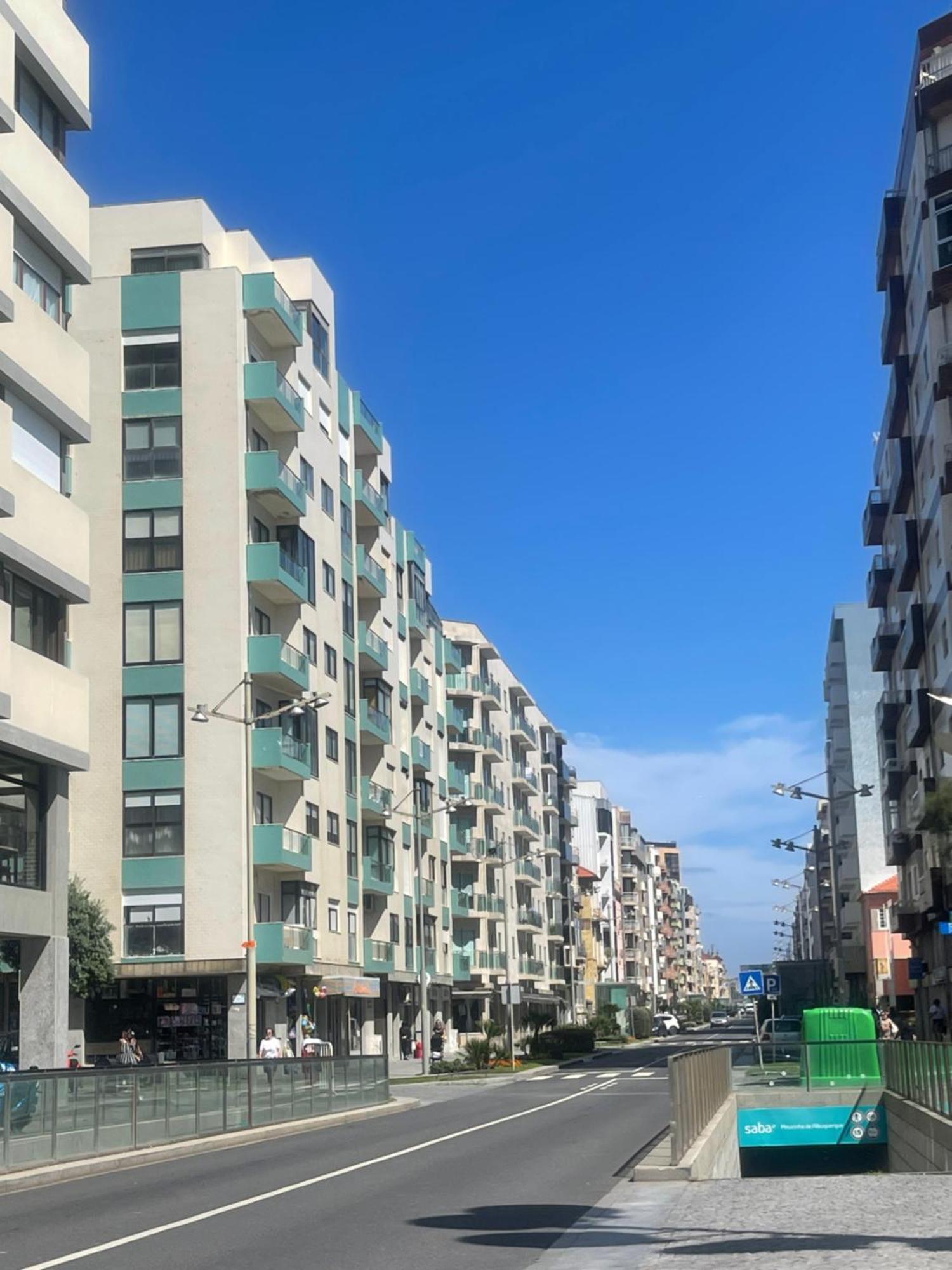 Spacieux Appartement Avec Terrasse Povoa de Varzim Ngoại thất bức ảnh